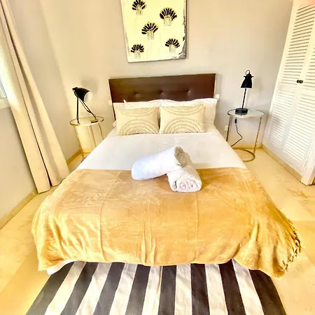 Sea Frontline Stylish House *