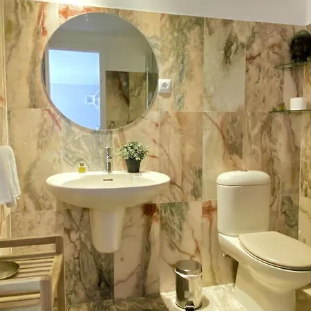 Apartment Sea Frontline Stylish House Fuengirola