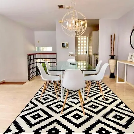 Sea Frontline Stylish House Apartment Fuengirola